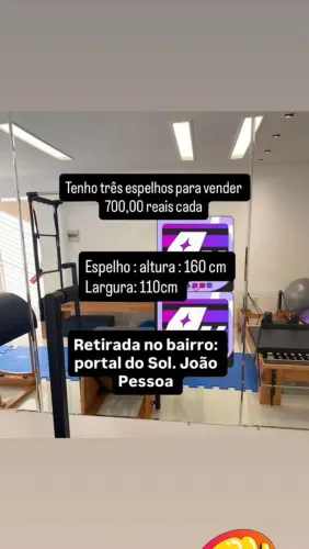 Tres espelhos grandes