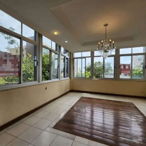 Apartamento à venda, 3 quartos, 140m² de área no Sion.