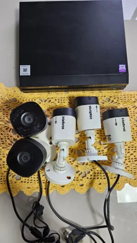 Kit de câmeras de segurança + DVR Intelbras