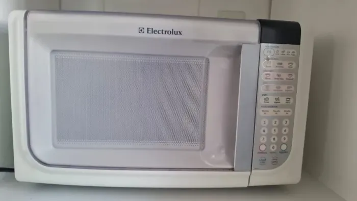 Micro ondas Eletrolux 31 litros
