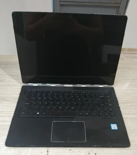 Notebook Lenovo YOGA 900-13ISK com defeito
