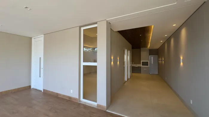 Casa de alto padrão à venda na 309 Sul próxima à Orla da Graciosa Palmas/TO