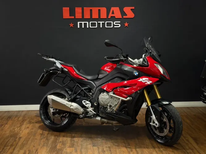 BMW 1000 XR Vermelha 2016 - R$ 9.000,00 Abaixo da FIPE.