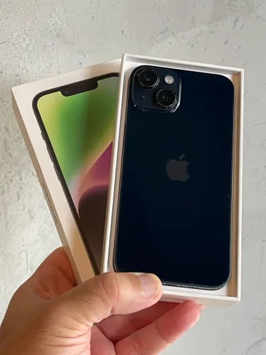 iPhone 14 128gb preto todo original! Com caixa original, impecável