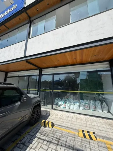 PONTO COMERCIAL PARA LOCAÇÃO CAVALEIROS
