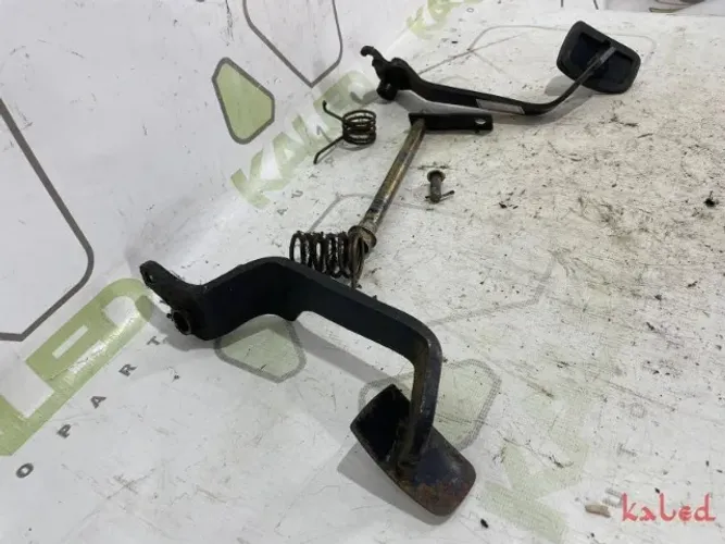 Kit Pedal Freio E Pedal Embreagem Asia Towner 1994/1997