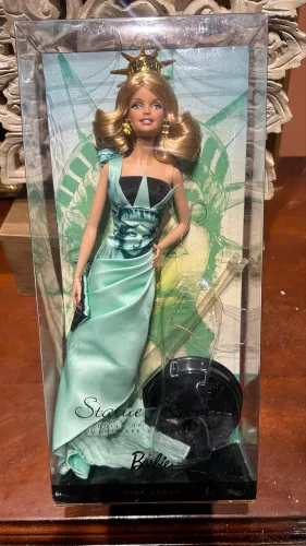 Barbie Collector Estátua da Liberdade