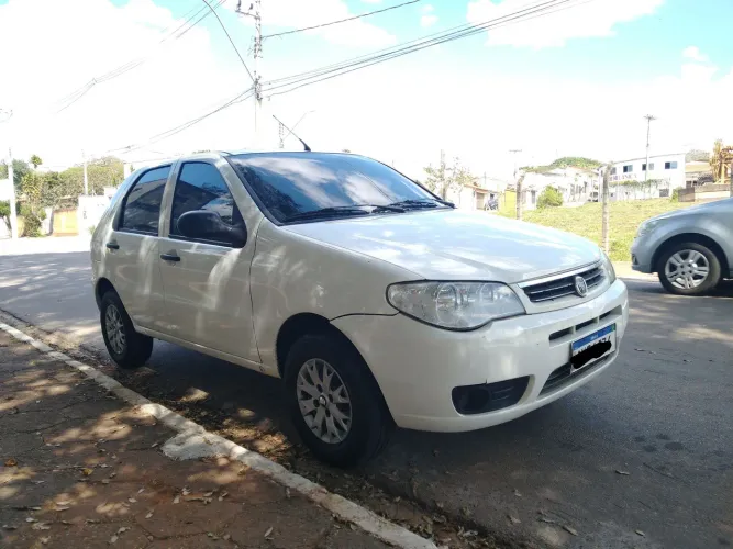 Fiat Palio 1.0/ Trofeo 1.0 Fire/ Fire Flex 4P 2015