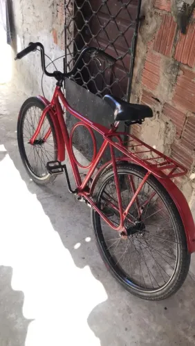 Bike Monark vermelha
