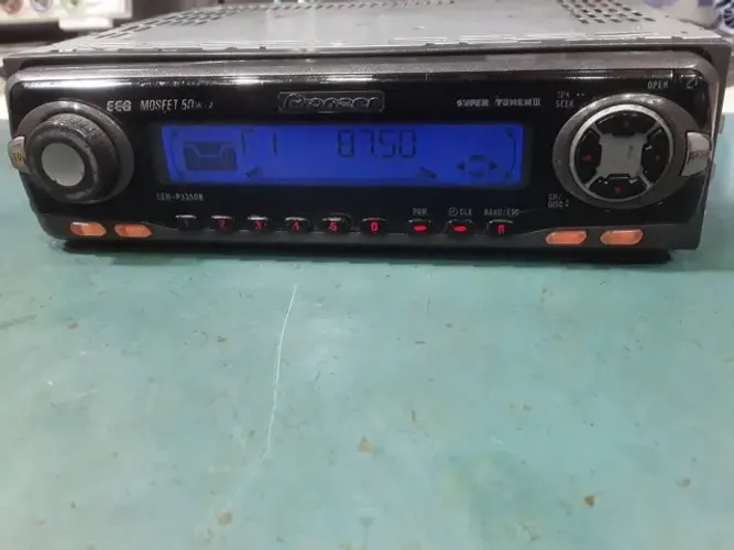 Radio Pioneer DEH-P3350B Bluetooth No Auxiliar