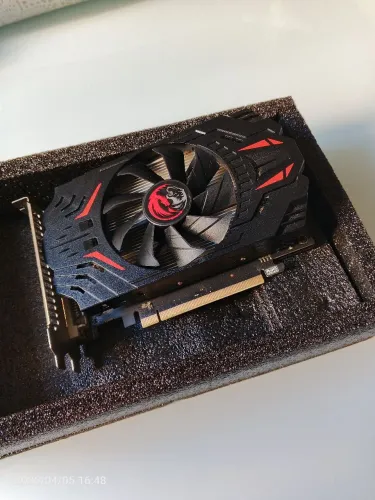 Placa de Vídeo PCYES, AMD RADEON RX 550 4GB  