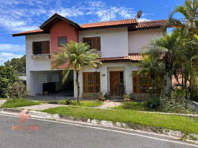 Casa com 3 dormitórios para alugar, 360 m² por R$ 12.000,00/mês - Condomínio Arujá Country