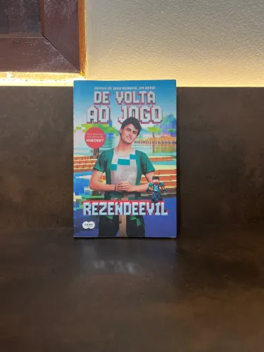 Livro De Volta ao Jogo - RezendeEvil - Minecraft - Livro