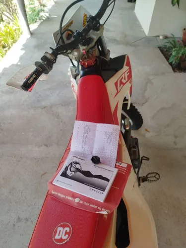 CRF 230 moto toda original