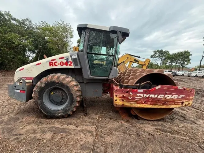 Rolo Compactador Dynapac CA30, ano 2020