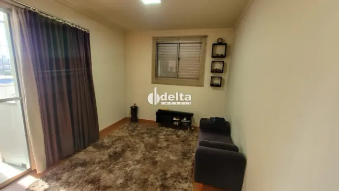 Apartamento com 3 quartos sendo 1 suíte disponível para venda no bairro Bom Jesus em Uberl