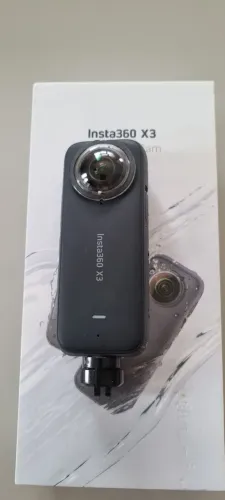 Insta360 X3