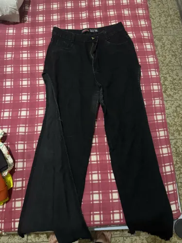 Calça jeans fenda lateral TAM 40