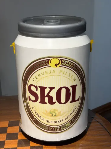Cooler Skol 24 latas