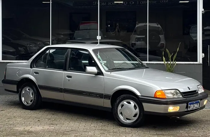 Chevrolet Monza Classic SE 2.0 /mpfi E EFI 2P E 4P 1992