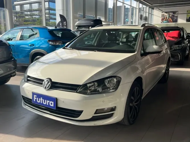 Volkswagen Golf Variant High. 250 1.4 TSI Flex Aut. 2017