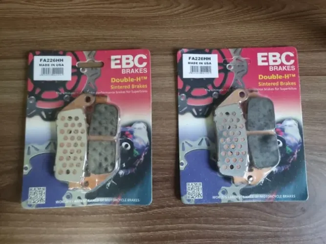 KIT 2 PASTILHAS DE FREIO DIANTEIRO EBC FA226HH! NOVAS! Honda, Kawasaki, Suzuki, Triumph...