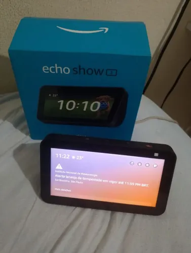 Amazon Eco Show 5