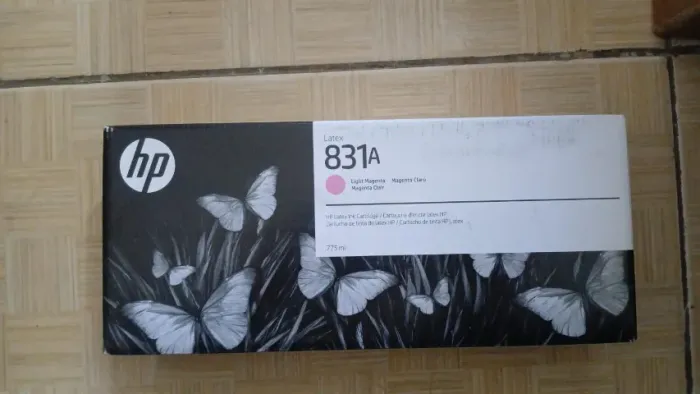 Cartucho de Ploter original Hp 831a Magenta