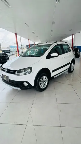 Volkswagen Crossfox 1.6 MI Total Flex 8V 5P 2013