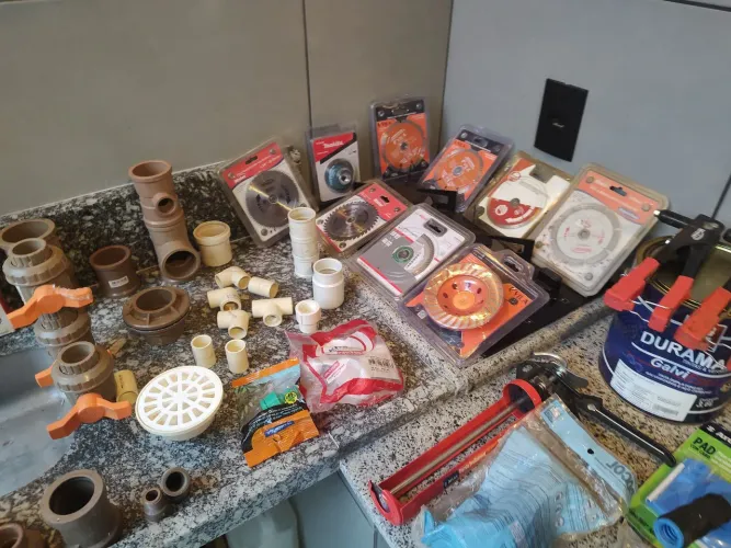 Vendo vários itens, ver descrição do anúncio.