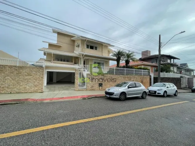 CASA DE ALTO PADRÃO PARA LOCAÇÃO!!!