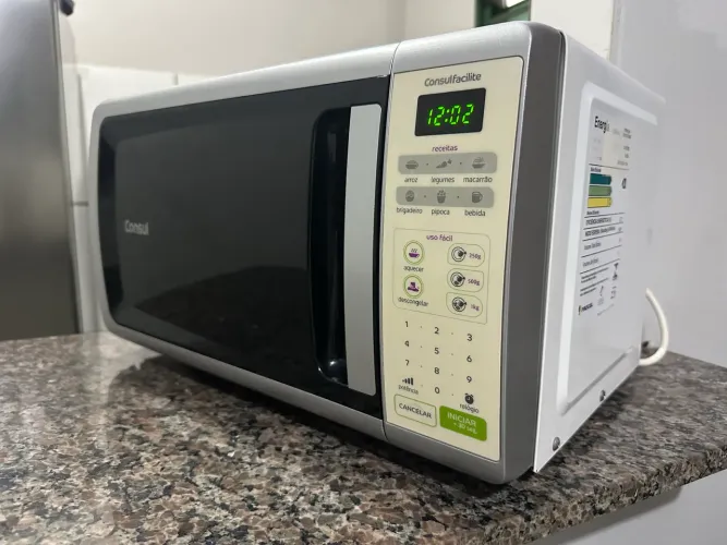 Microondas 20 litros tudo ok
