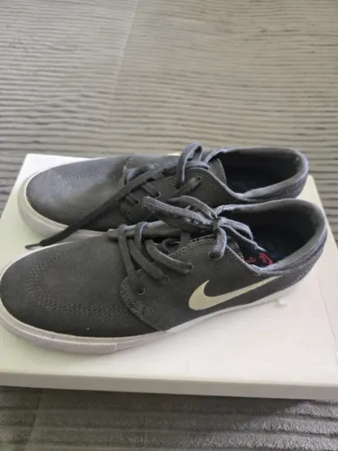 Tênis Nike Janoski Cinza 41