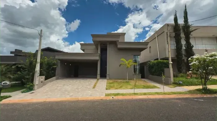 Casa Condomínio Damha VI ,  com 3 Suítes e 5 banheiros à Venda, 240 m² por R$ 2.200.000,00
