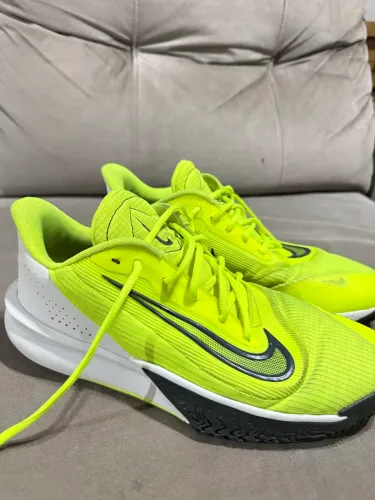 Tênis Nike precision 7