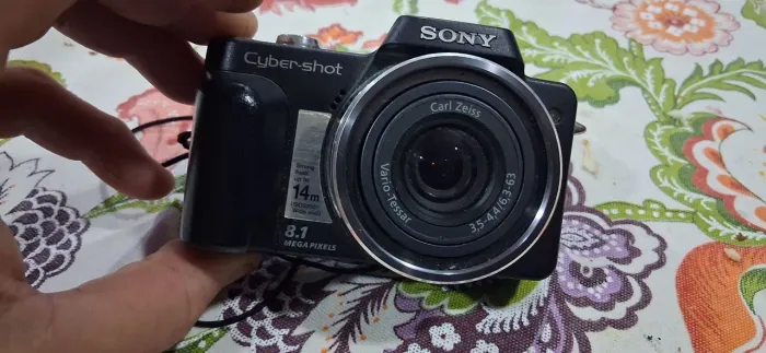 Camara cybershot dsc H3 com bateria nova cartão carregador e case e case