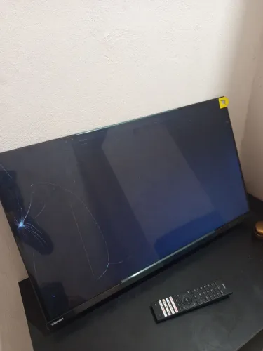 Televisão toshiba (retirar peças)