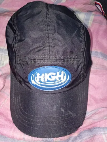Boné da high