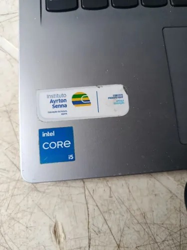 Vendo netbook Semi-novo