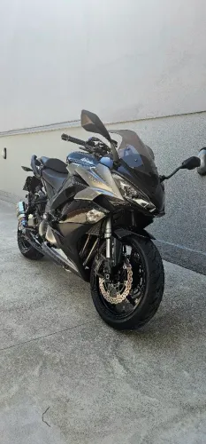 Kawasaki Ninja 1000 (sport turing) Abaixo da Fipe