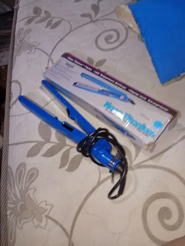 Prancha de cabelo nano Titanium bivolt 