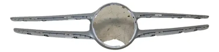 Moldura Grade Radiador Mercedes-Benz C180 2015/2017 Mc2178