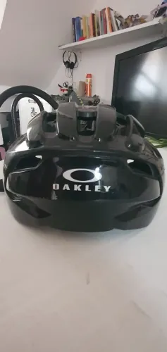 Capacete ciclismo OAKLEY aro3 lite 