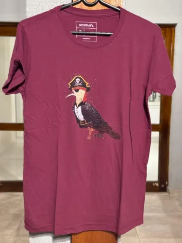 Camiseta Reserva Masculina Tamanho P Bordô Estampa Exclusiva Original