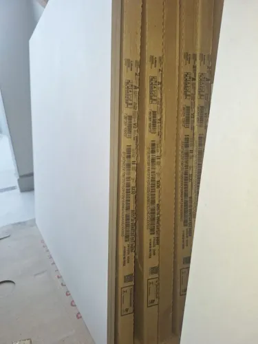 Piso acetinado Eliane externo retificado 4 caixas 84x84 novo 8,4m²
