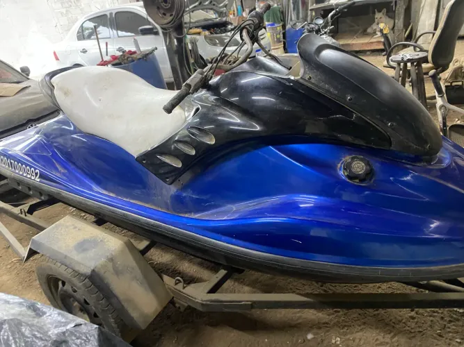 VENDO JET SKI YAMAHA 1300