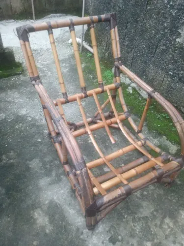 Cadeira de bambu ?