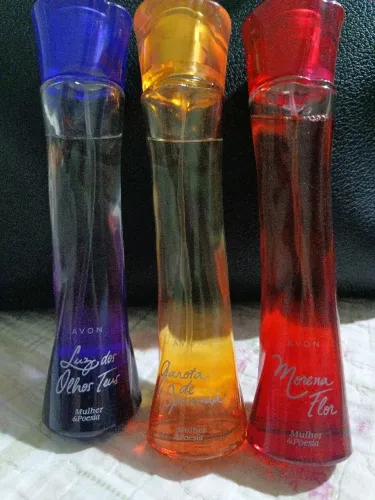 Coleção Mulher e Poesia avon 