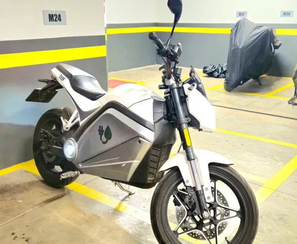 Moto Elétrica Voltz EVS 2022 - Impecável, 2 Baterias, IPVA Pago<br><br>