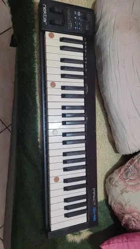 Controlador midi nektar gx